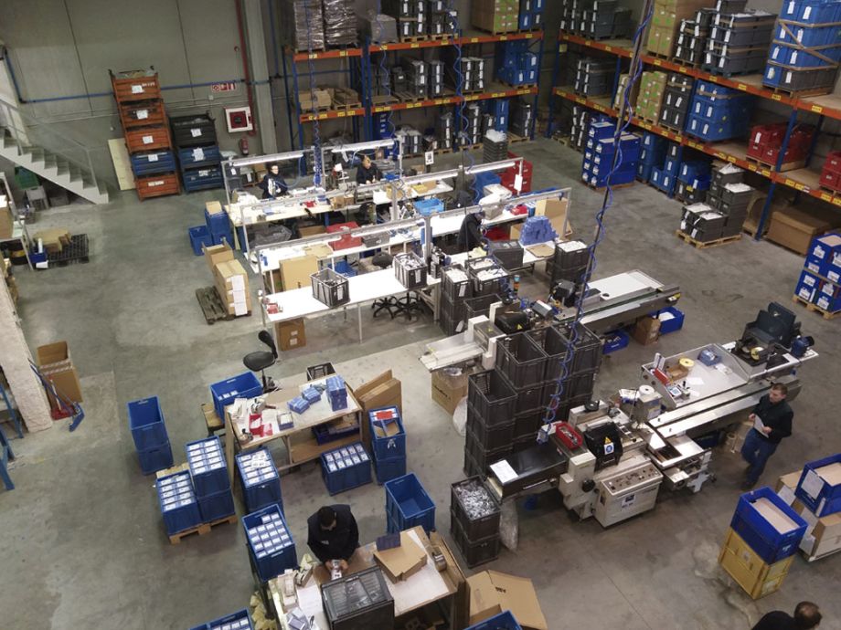 ABB Niessen y KL katealegaia refuerzan su colaboración industrial a largo plazo