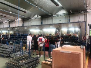 Trabajo en red. Personas del centro penitenciario de Martutene visitan KL Katealegaia