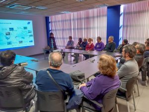 Trabajadoras/es de KL katealegaia visitan las instalaciones del cliente PMG Polmetasa