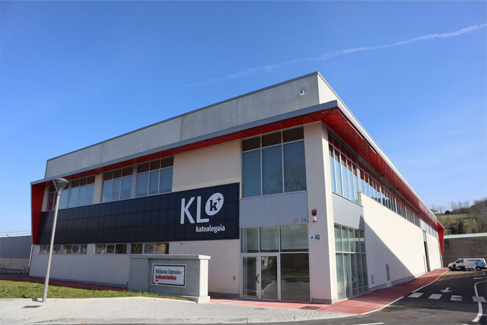KL katealegaia estrena nuevo pabellón industrial en Irun