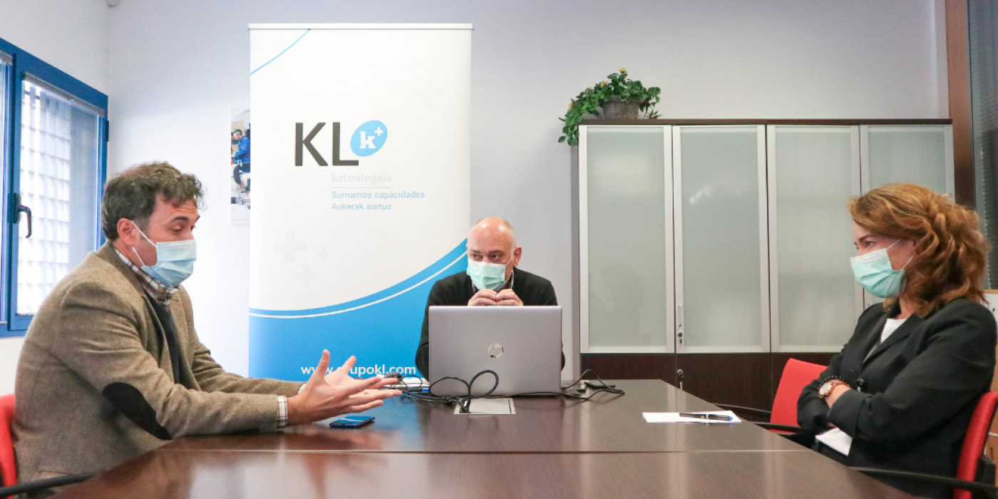 El Director de Proyectos Estratégicos de DFG visita las instalaciones de KL katealegaia